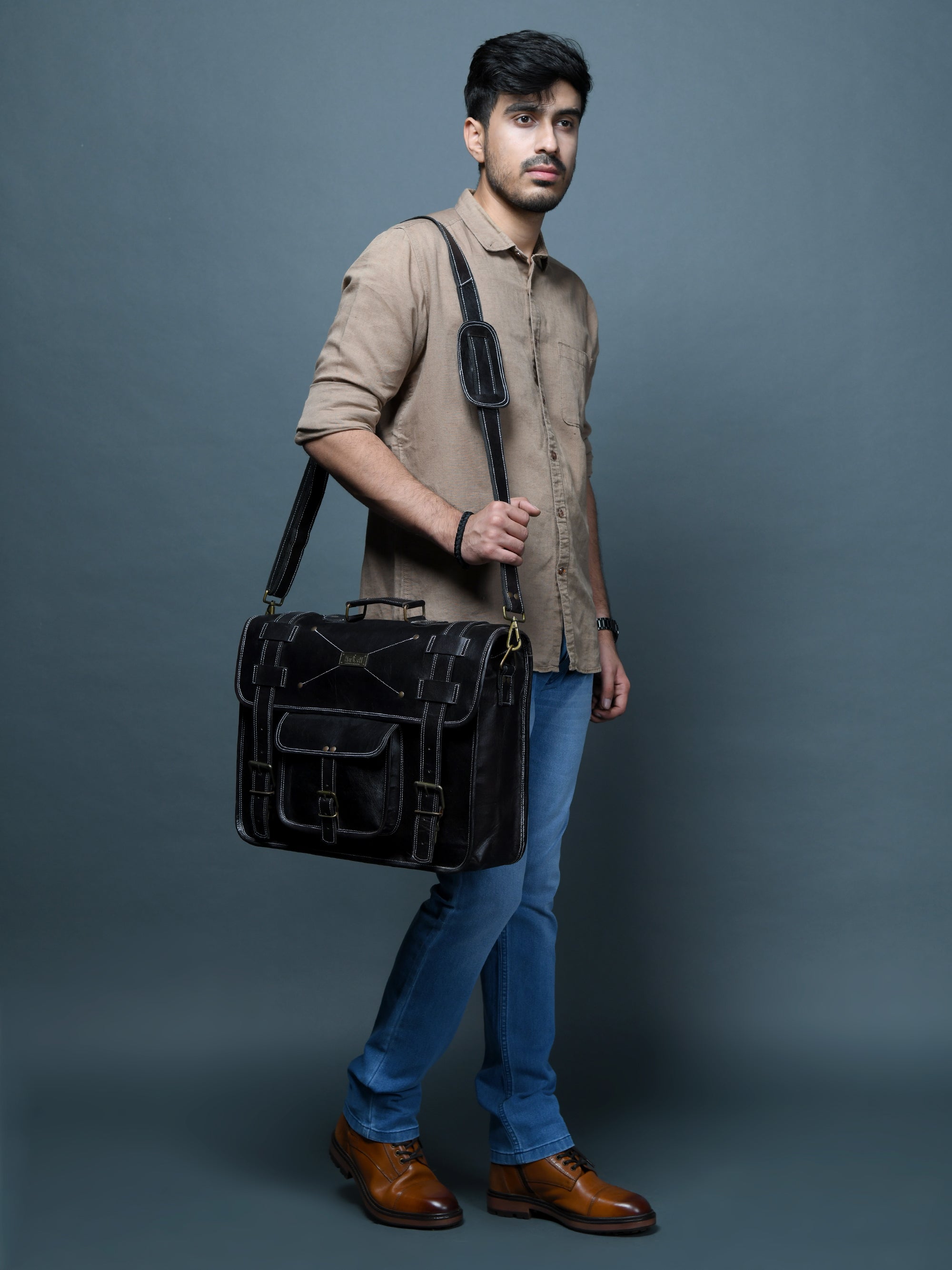 Vintage FDM Black Leather Messenger Bag