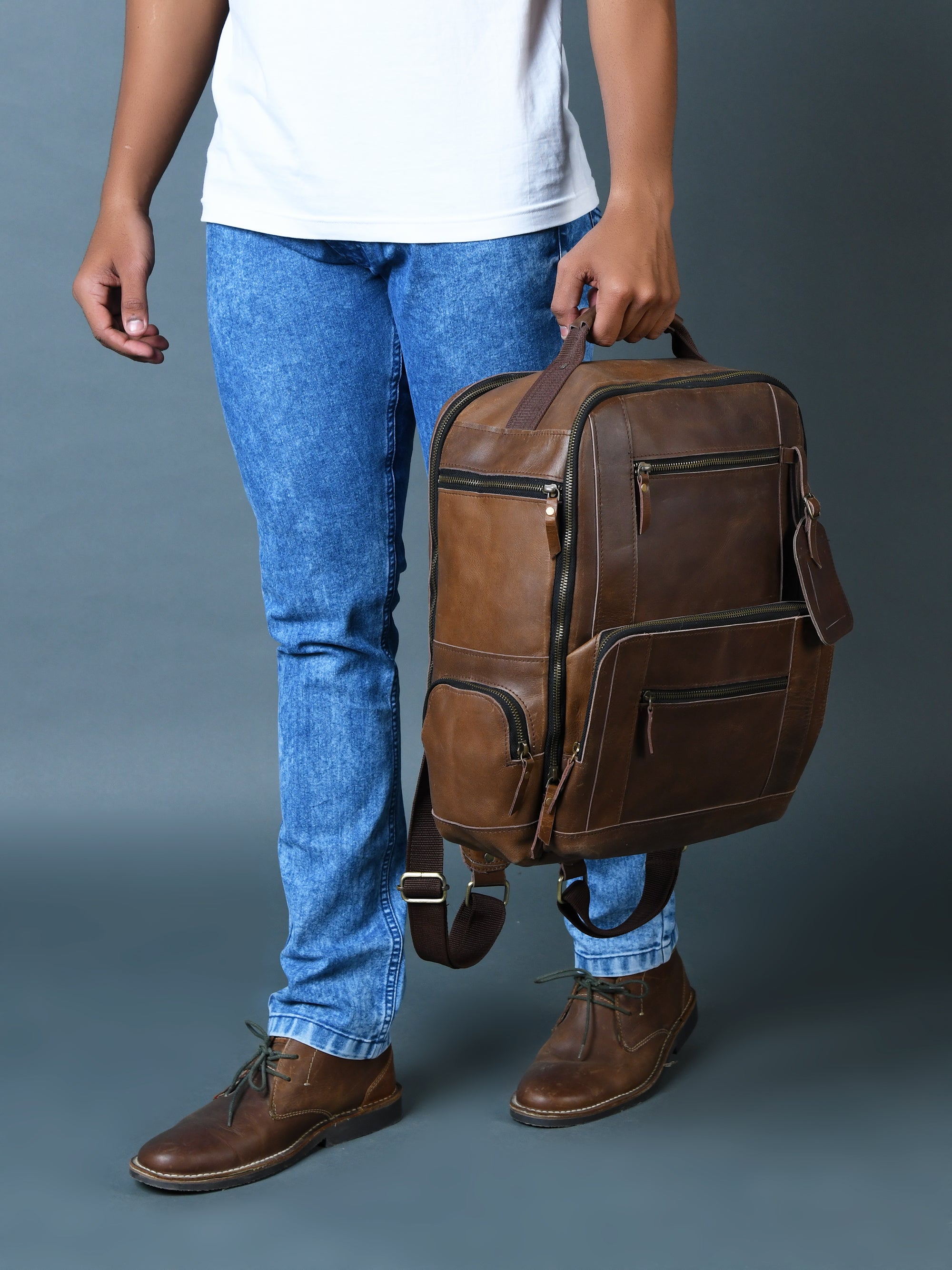 Compact Vintage Full‑Grain Leather Backpack